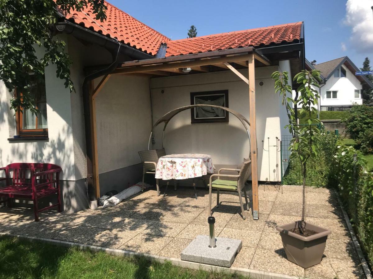 Knusperhaus Mit Garten Salzburg Ngoại thất bức ảnh